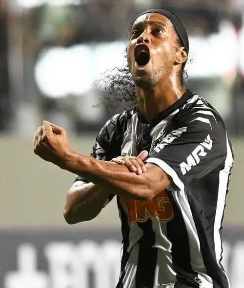 墙吸引力所 墙吸引力所